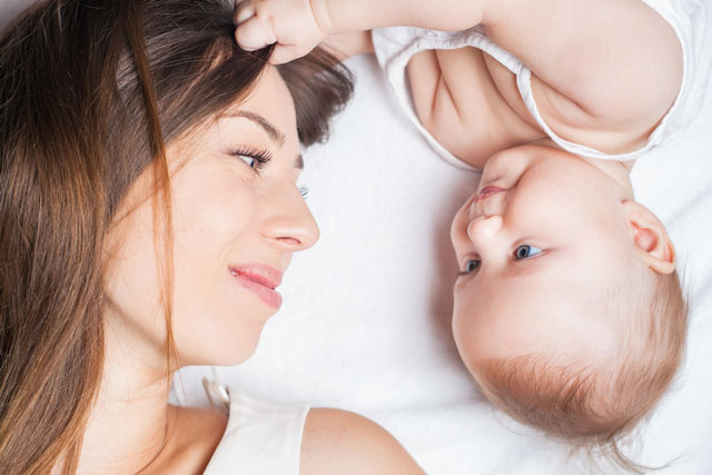 Hình ảnh Cách chăm sóc tóc sau sinh giúp giảm rụng và kích thích mọc tóc