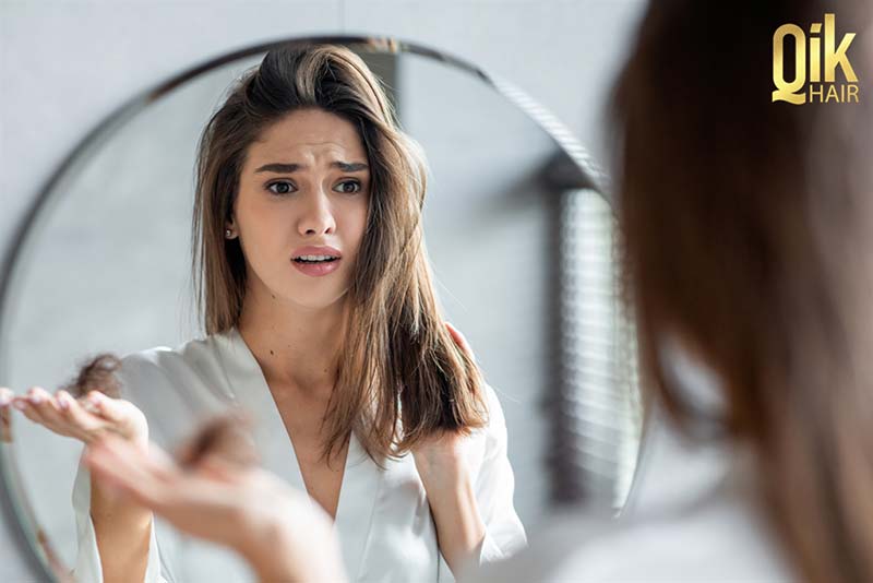 tóc rụng khi gội đầu bằng sữa tắm